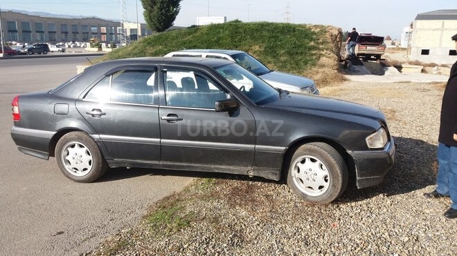 Mercedes C 180 1993, 383,633 km - 1.8 л - Gəncə