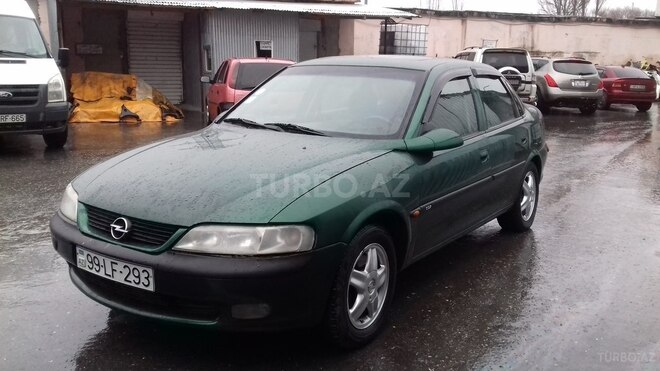 Opel Vectra 1995, 270,000 km - 2.5 l - Bakı