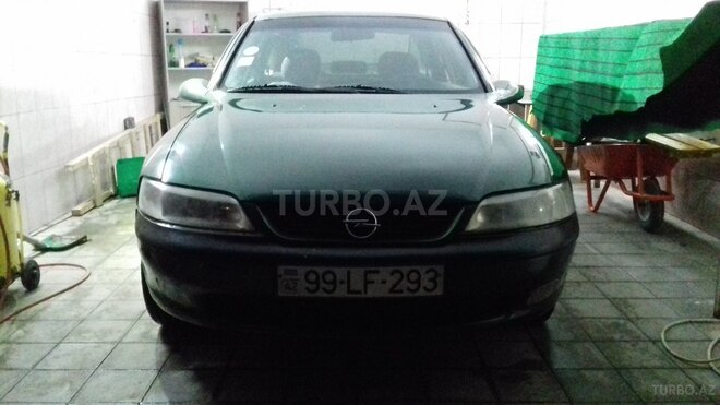 Opel Vectra 1995, 270,000 km - 2.5 l - Bakı