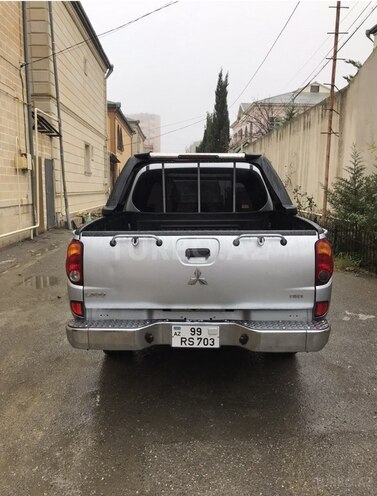 Mitsubishi L200 2008, 232,000 km - 2.5 л - Bakı