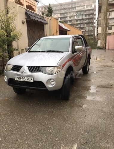 Mitsubishi L200 2008, 232,000 km - 2.5 л - Bakı