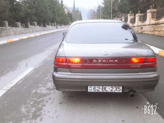 Nissan Maxima 1997, 349,000 km - 3.0 л - Zaqatala