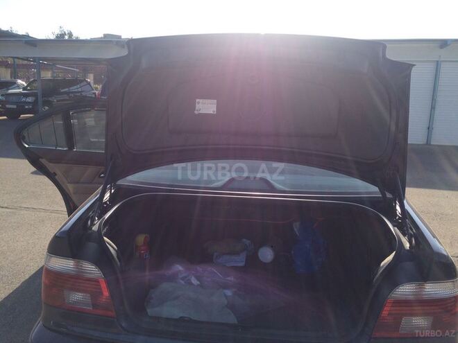 BMW 535 1999, 187,000 km - 3.5 l - Naftalan