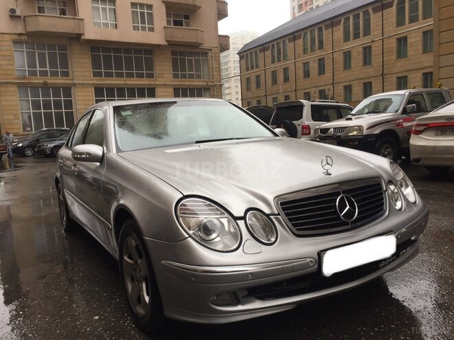 Mercedes E 350 2005, 252,000 km - 3.5 l - Bakı