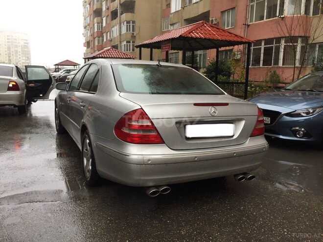 Mercedes E 350 2005, 252,000 km - 3.5 l - Bakı