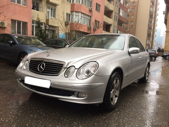 Mercedes E 350 2005, 252,000 km - 3.5 l - Bakı