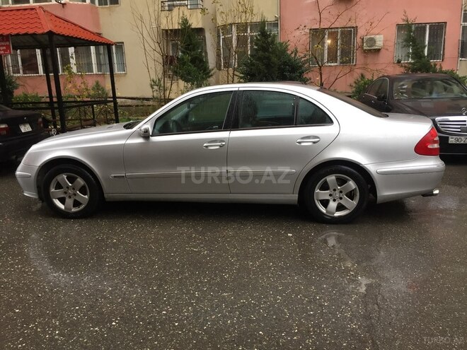 Mercedes E 350 2005, 252,000 km - 3.5 l - Bakı