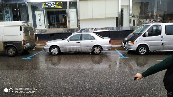Mercedes C 230 1999, 238,654 km - 2.3 l - Bakı