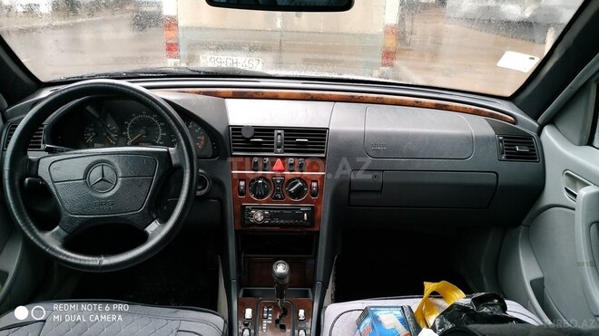 Mercedes C 230 1999, 238,654 km - 2.3 l - Bakı