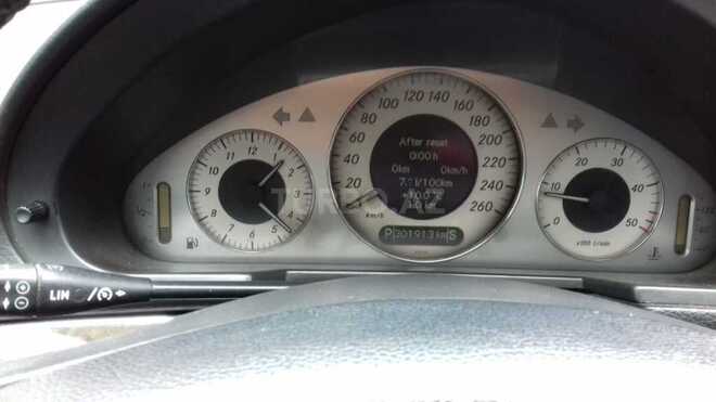 Mercedes E 270 2002, 301,913 km - 2.7 l - Bakı