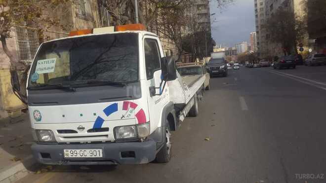 Nissan Cabstar 2003, 450,000 km - 0.3 l - Bakı