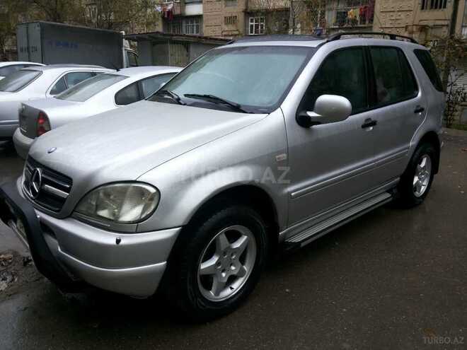 Mercedes ML 320 2000, 215,000 km - 3.2 l - Bakı