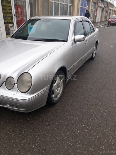 Mercedes E 270 2000, 444,348 km - 2.7 л - Bakı