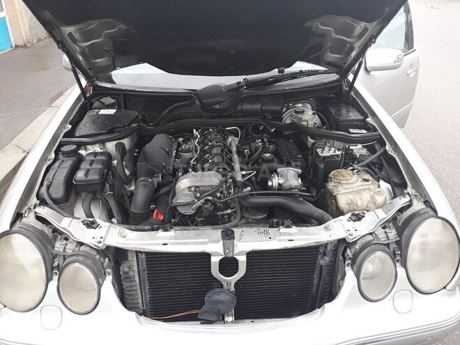 Mercedes E 270 2000, 444,348 km - 2.7 л - Bakı