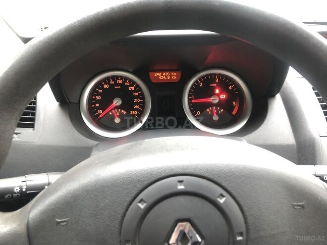 Renault Megane 2005, 240,000 km - 1.5 l - Bakı