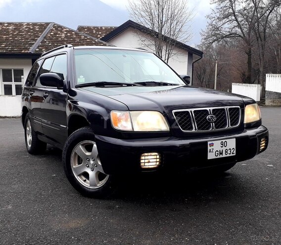 Subaru Forester 2001, 210,683 km - 2.5 l - Şəki