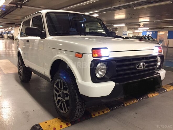 LADA (VAZ) Niva 2018, 2,600 km - 1.7 л - Bakı