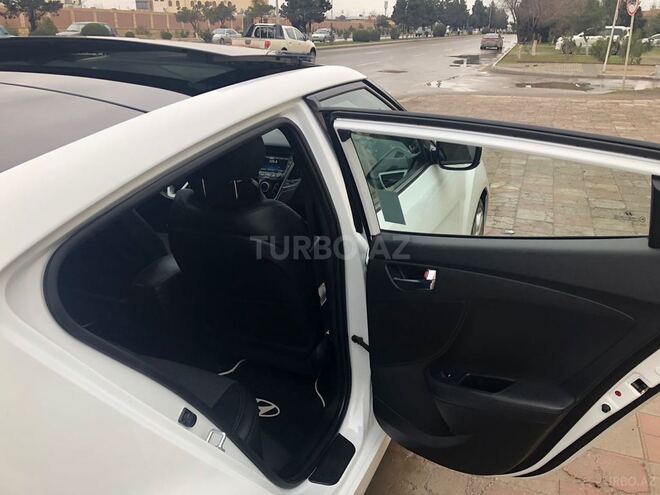 Hyundai Veloster 2014, 37,000 km - 1.6 l - Sumqayıt
