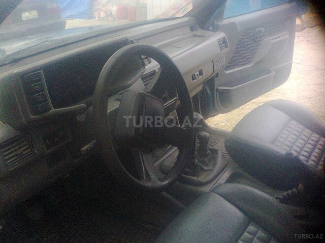 Opel Frontera 1993, 230,000 km - 2.4 l - Şamaxı
