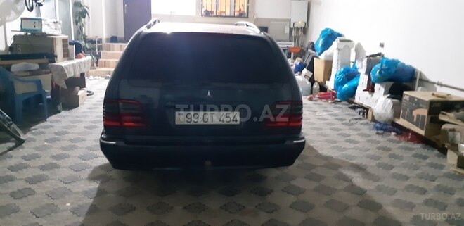 Mercedes E 220 2000, 512,350 km - 2.2 л - Bakı
