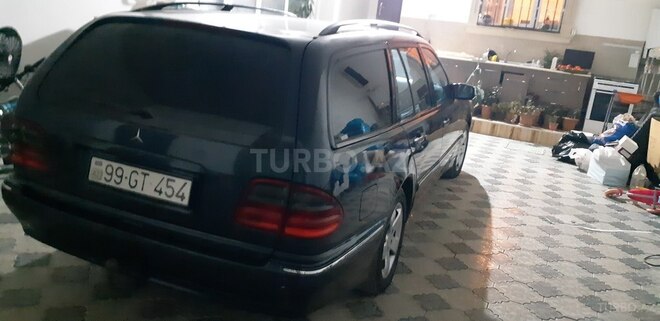 Mercedes E 220 2000, 512,350 km - 2.2 л - Bakı
