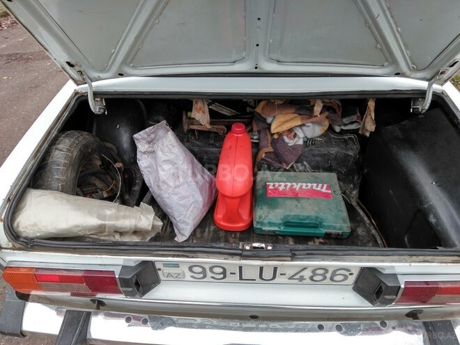 LADA (VAZ) 2106 1982, 975,400 km - 1.6 l - Salyan