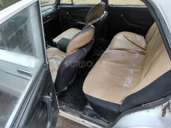 LADA (VAZ) 2106 1982, 975,400 km - 1.6 l - Salyan
