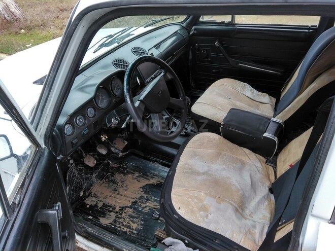 LADA (VAZ) 2106 1982, 975,400 km - 1.6 l - Salyan