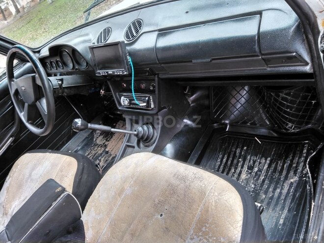 LADA (VAZ) 2106 1982, 975,400 km - 1.6 l - Salyan