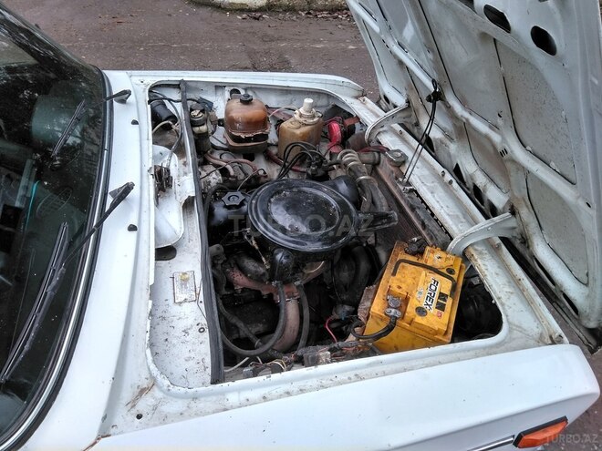 LADA (VAZ) 2106 1982, 975,400 km - 1.6 l - Salyan