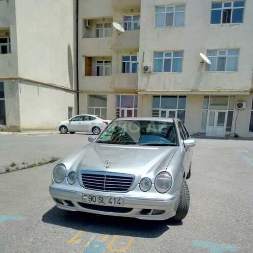 Mercedes E 220 2001, 300,000 km - 2.2 л - Bakı