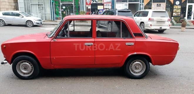 LADA (VAZ) 21011 1981, 330,000 km - 1.3 l - Bakı