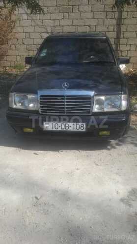 Mercedes E 260 1988, 281,100 km - 2.6 л - Bakı