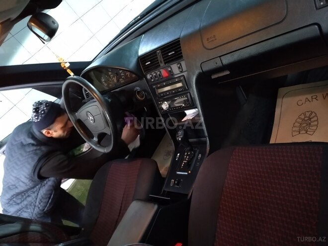 Mercedes C 180 1998, 3,200 km - 1.8 l - Bakı