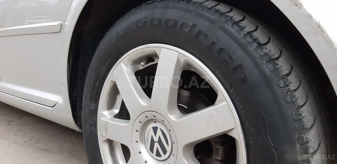 Volkswagen Bora 2004, 245,000 km - 1.6 l - Bakı