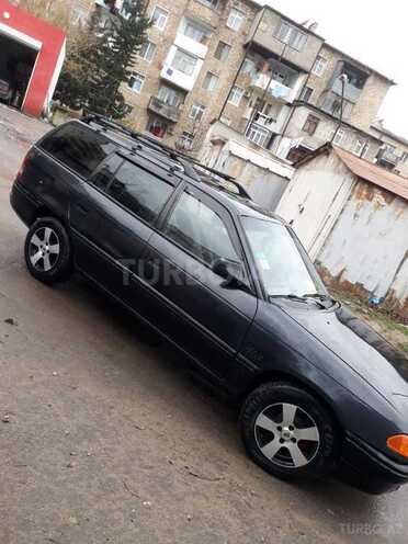 Opel Astra 1993, 268,000 km - 1.6 l - Sumqayıt