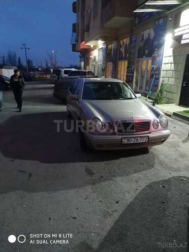 Mercedes E 240 1998, 438,000 km - 2.4 l - Bakı