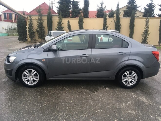 Chevrolet Aveo 2015, 80,000 km - 1.4 l - Bakı