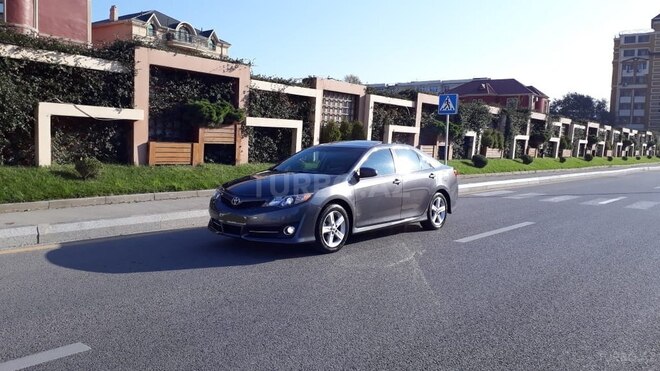 Toyota Camry 2013, 63,500 km - 2.5 л - Bakı