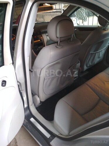 Mercedes C 240 2000, 207,000 km - 2.4 l - Qusar