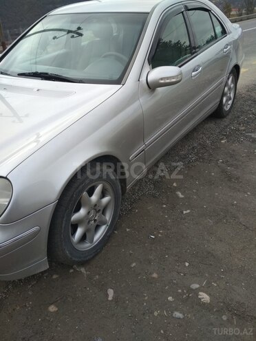 Mercedes C 240 2000, 207,000 km - 2.4 l - Qusar