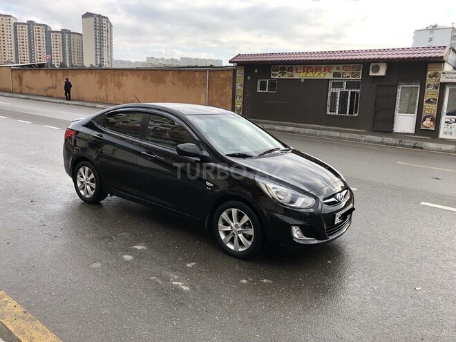 Hyundai Accent 2013, 117,000 km - 1.6 l - Bakı
