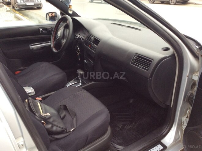 Volkswagen Bora 2003, 300,000 km - 1.6 l - Bakı