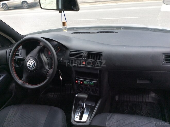 Volkswagen Bora 2003, 300,000 km - 1.6 l - Bakı