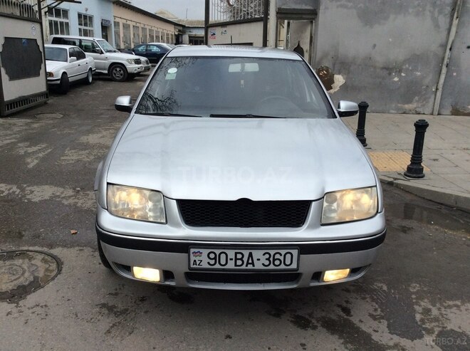 Volkswagen Bora 2003, 300,000 km - 1.6 l - Bakı
