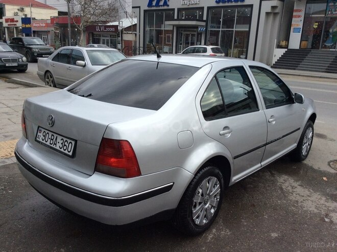 Volkswagen Bora 2003, 300,000 km - 1.6 l - Bakı