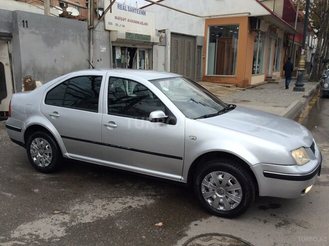 Volkswagen Bora 2003, 300,000 km - 1.6 l - Bakı