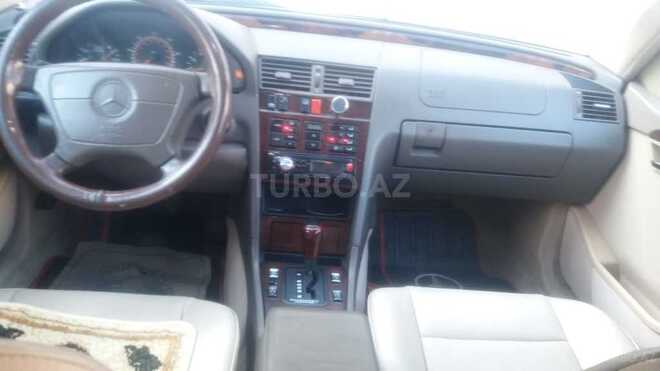 Mercedes C 220 1995, 280,000 km - 2.2 l - Sumqayıt