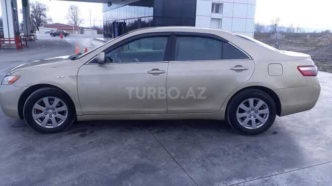 Toyota Camry 2006, 374,500 km - 2.4 l - Quba