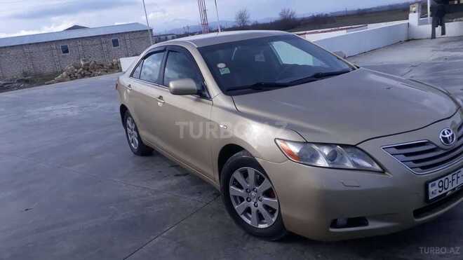 Toyota Camry 2006, 374,500 km - 2.4 l - Quba